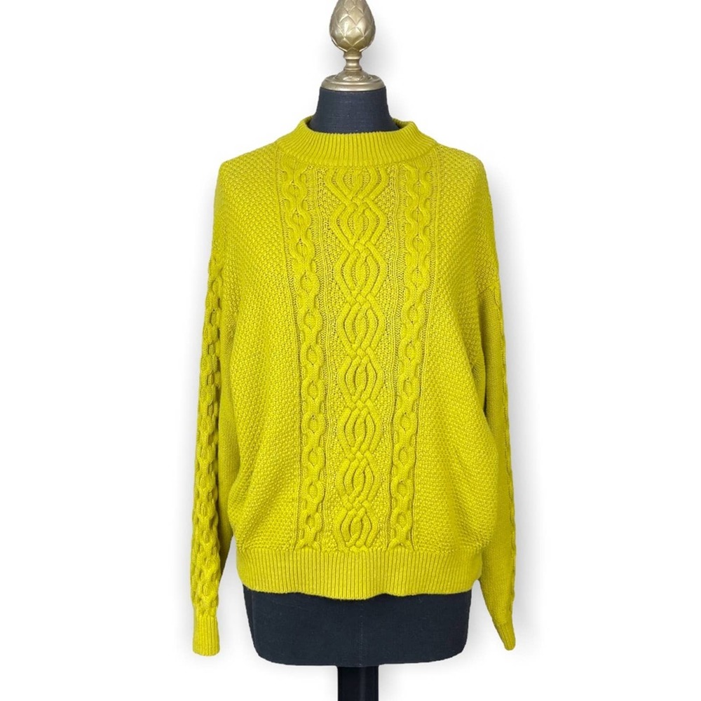 Urban Outfitters Green Yellow Cable Knit Long Sleeve Sweater Size Medium